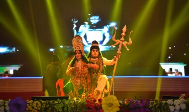 *तातापानी महोत्सव के पहले दिन स्थानीय एवं आमंत्रित कलाकारों ने दी सांस्कृतिक कार्यक्रमों की प्रस्तुति*