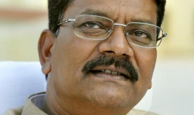 *विस् अध्यक्ष डॉ. महंत ने वीरांगना अवंतीबाई के बलिदान दिवस पर दी श्रद्धांजलि।*
