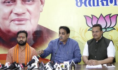 *67 प्रतिशत जनता ने कहा कि स्काईवॉक बननी चाहिए तो अब तक क्यों नही बना - राजेश मूणत*