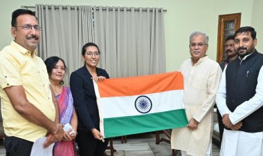 *छत्तीसगढ़ की सुश्री याशी जैन माउंट एवरेस्ट फतह करने के इरादे से अभियान पर जा रही टीम में है शामिल*