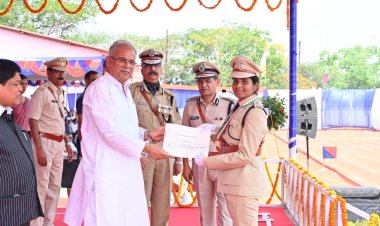 *प्रशिक्षण के दौरान उत्कृष्ट प्रदर्शन करने वाले प्रशिक्षु उप पुलिस अधीक्षक हुए सम्मानित*