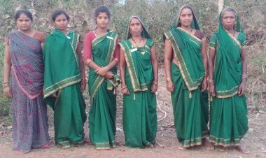 *जंगल को आग की लपटों से बचाने महिलाओं ने पेश की मिसाल*