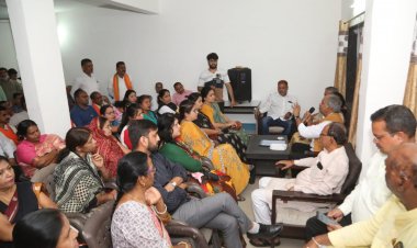 *रायपुर दक्षिण विधानसभा में 102 स्थानों पर होगा प्रधानमंत्री मोदी के "मन की बात" कार्यक्रम।*