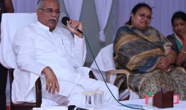 *भेंट मुलाकात : कुरुद विधानसभा क्षेत्र : मुख्यमंत्री श्री भूपेश बघेल ने विभिन्न प्रतिनिधि मंडलों से की मुलाकात*