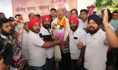 *शहर के लाडले विधायक बृजमोहन के जन्मदिन पर बधाई देने उमड़ा जनसैलाब*