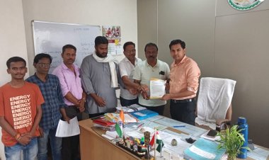 *नियम विपरीत लगे यूनिपोल तत्काल हटाये जायें - कन्हैया*