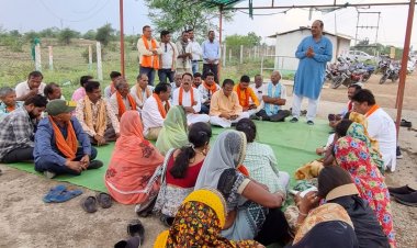 *भाजपा धरसींवा मण्डल ने गौठान पोल खोल अभियान के तहत देखा भ्रष्टाचार ग्राम कुथरेल,रैता,कुकेरा,मनोहरा,तथा कपसदा के गौठानो में*