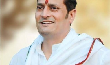 *बौखला गई है मोदी सरकार कर रही है आम जनता पे अत्याचार - विकास उपाध्याय*