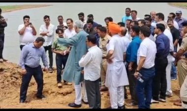 डिप्टी सीएम  टी एस सिंह देव  बाकी डेम पहुंचे और डेम का निरिक्षण किया