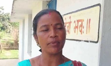 छत्तीसगढ़ के बलरामपुर जिले में आपको एक ऐसी महिला शिक्षक के जज्बे की खबर दिखा रहे है जो अपने कर्तब्यों का पालन करने के लिए नदी को पार करके स्कूली बच्चों का भविष्य सवांर रही है,