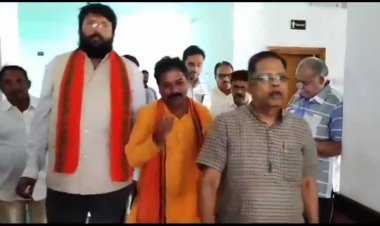 घोषणा पत्र के बिंदुओं को लेकर पूर्व मंत्री अमर अग्रवाल ने ली बैठक