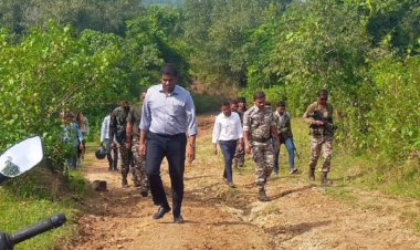स्वीप कार्यक्रम/विधानसभा निर्वाचन 2023 मतदाता जागरूकता अभियानः मानव श्रृंखला बना कर दिया मतदान करने का संदेश