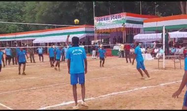 स्वतंत्रता दिवस पर अनोखा रिकार्ड, 325 गांवों में 650 टीम ने खेला वॉलीबॉल मैच