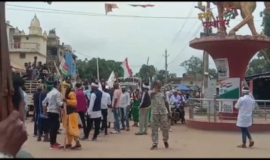 धर्म परिवर्तन को लेकर ईसाइयों के प्रति-आदिवासी समाज द्वारा बस्तर संभाग बंद  का आह्वान