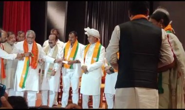 छत्तीसगढ़ कांग्रेस को बड़ा झटका सतनामी समाज के धर्मगुरु बलदास साहेब बीजेपी का थामा दामन