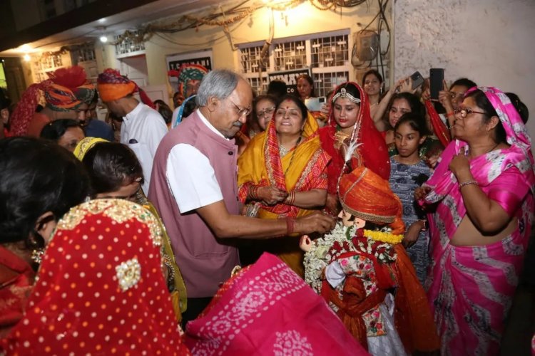 *गणगौर पूजा में शामिल हुए बृजमोहन अग्रवाल।  प्रदेश को खुशहाल बनाने को गणगौर माता से की प्रार्थना*