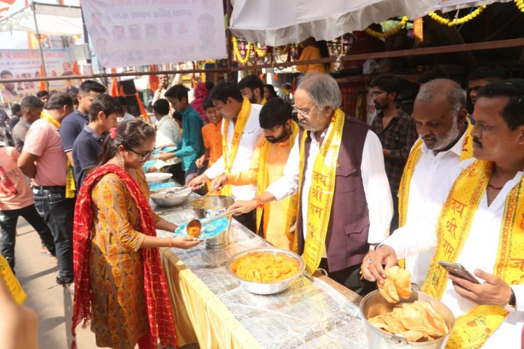 श्रीराम जन्मोत्सव में शामिल हुए बृजमोहन 