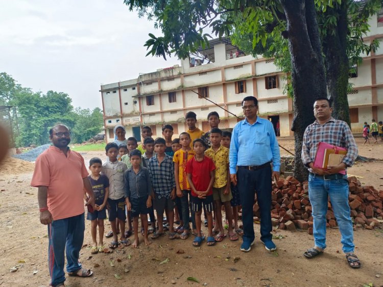 सहायक आयुक्त  ने किया गंगालूर के 11 आश्रम छात्रावासों का दौरा  अनियमितता को लेकर आश्रम अधिक्षकों को दिया निर्देश
