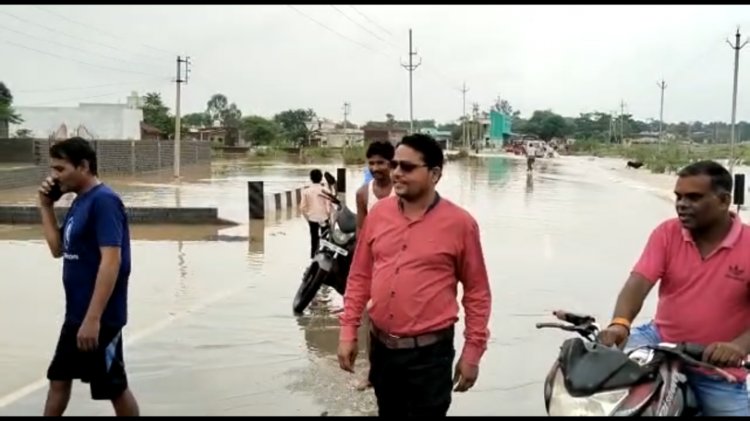 सेजबहार इलाके में बाढ़ की स्थिति